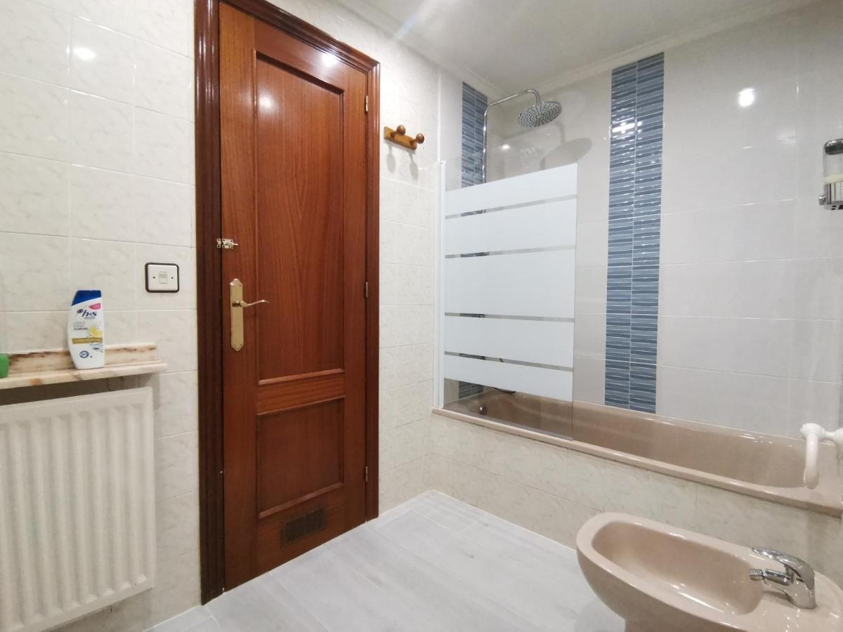 Piso Amplio Y Luminoso, La Pomar Apartment Langreo Luaran gambar